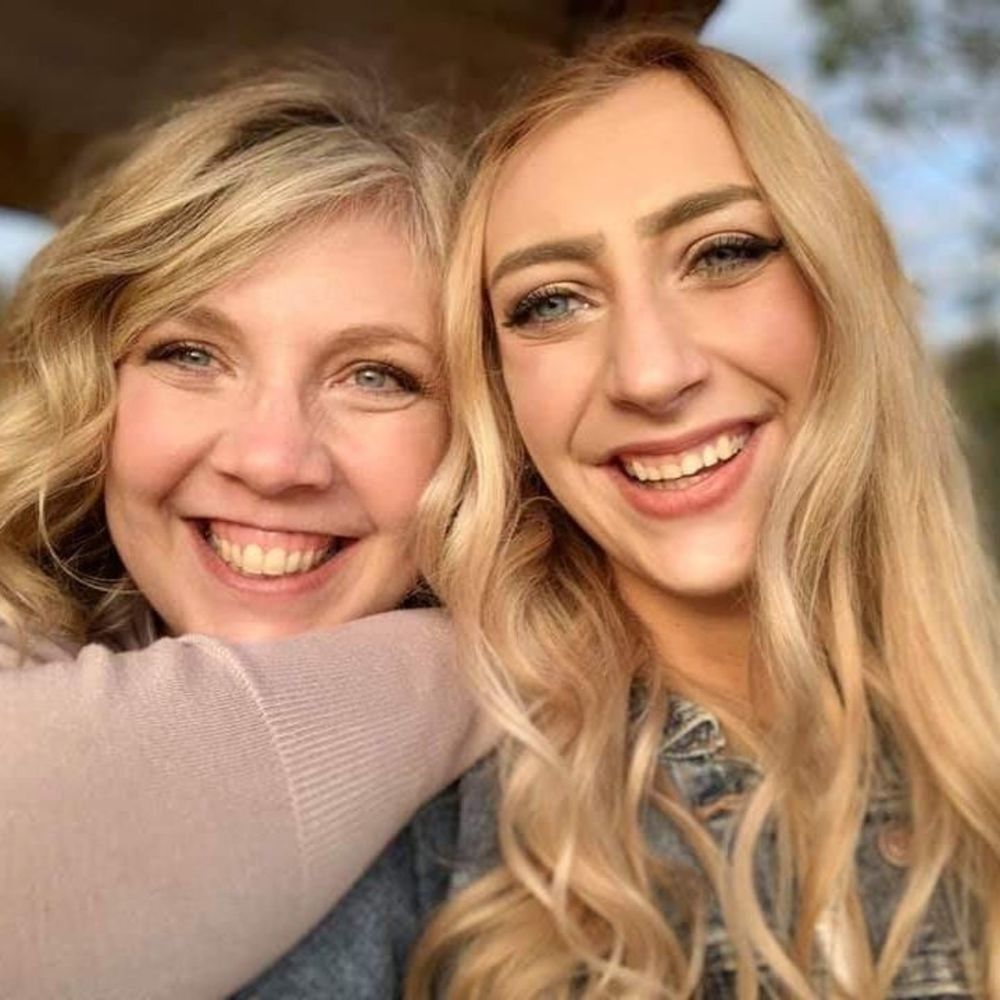 Meet your Posher, Rebecca